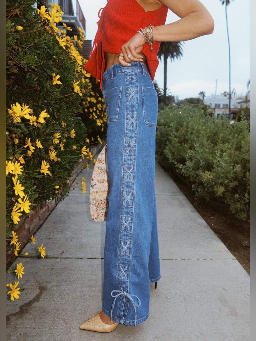 MIOU MUSE Lace Up Jeans W/ Wide Leg ❤️🧡🩵